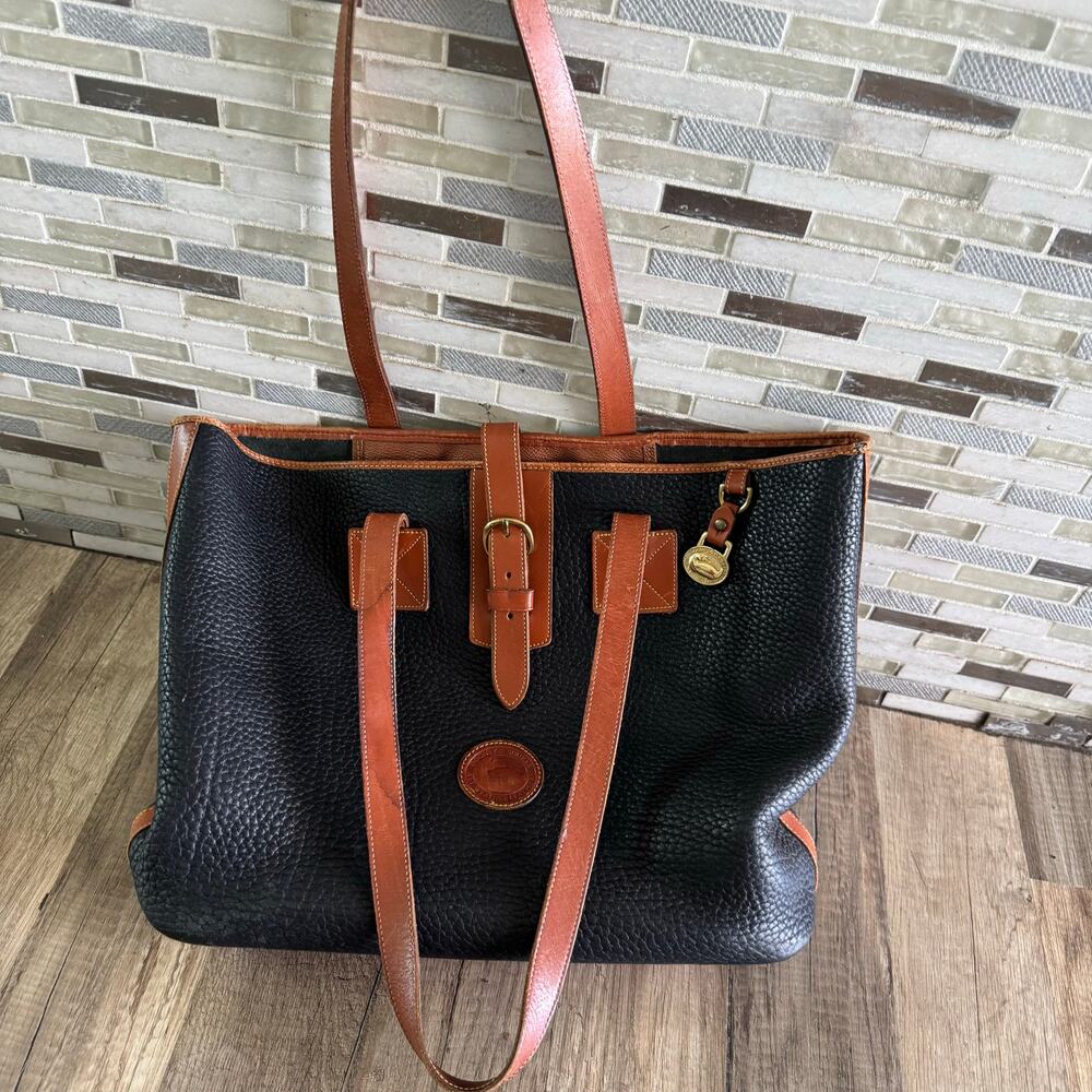 VINTAGE Dooney & Bourke Black Tan Leather Shoulder Bag Shopping Tote Handbag